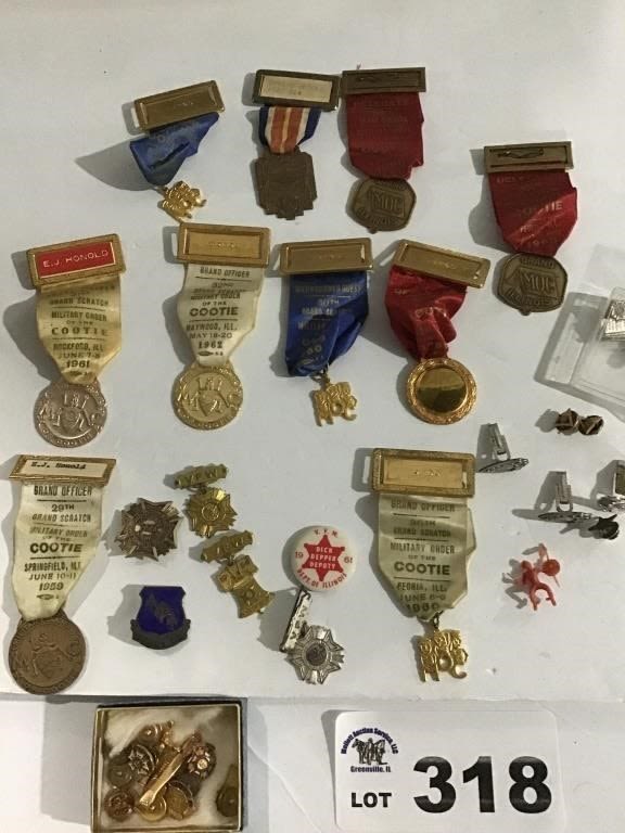 Lot 318: SHRINER RIBBONS, VFW PINS