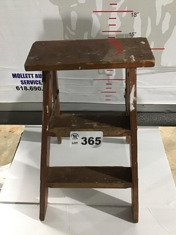 Lot 365: SMALL WOOD STEPSTOOL/LADDER