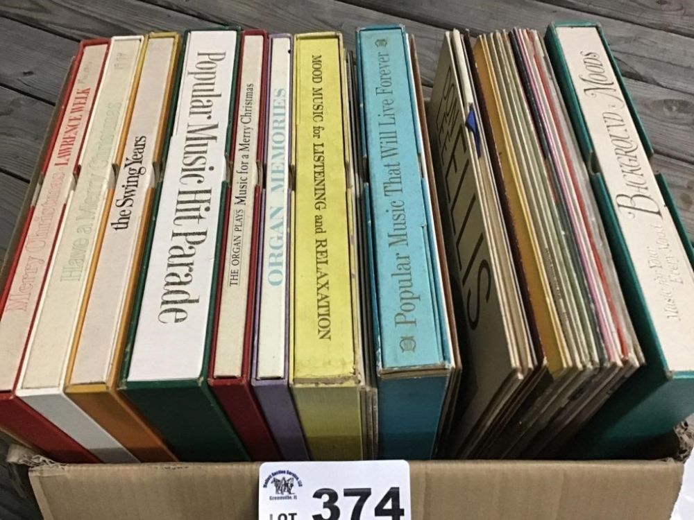 Lot 374: ALBUM SETS