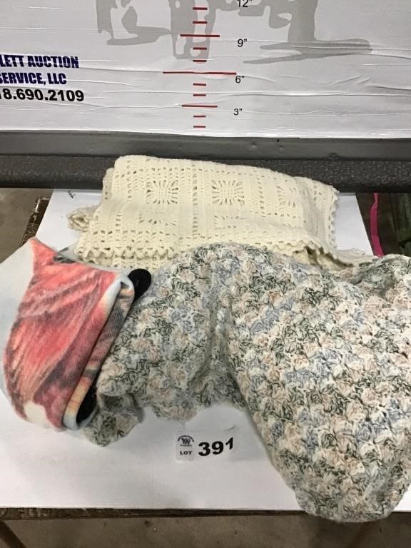 Lot 391: AFGANS