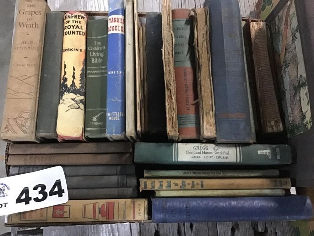 Lot 434: VINTAGE BOOKS