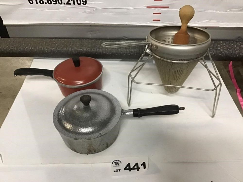 Lot 441: STRAINER, CLUB ALUMINUM POTS