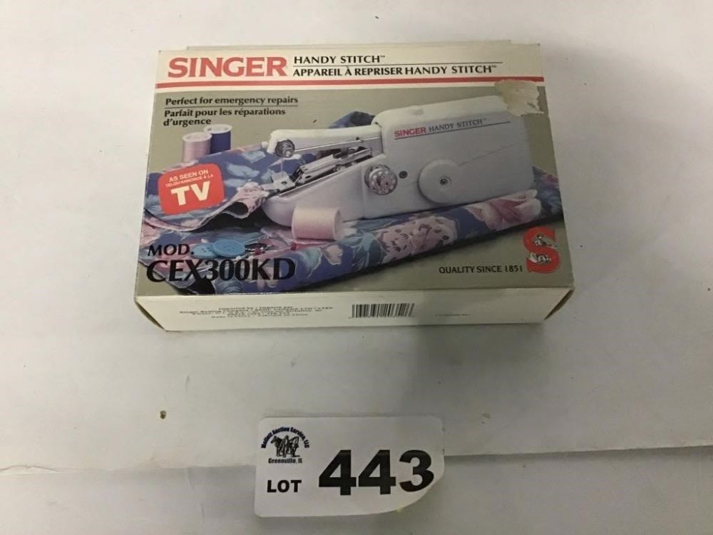 Lot 443: SINGER HANDY STITCH