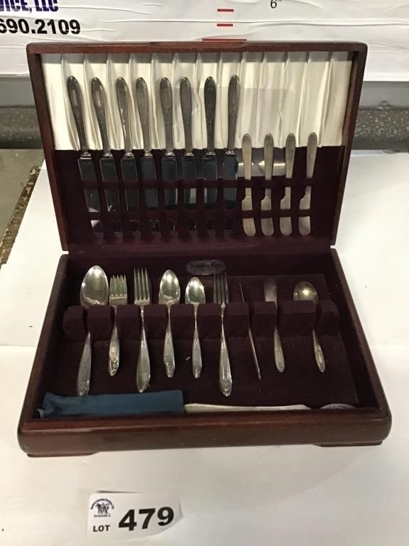 Lot 479: SILVERWARE ,CHEST