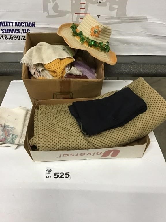 Lot 525: KITCHEN TOWELS, POT HOLDERS, MATERIAL