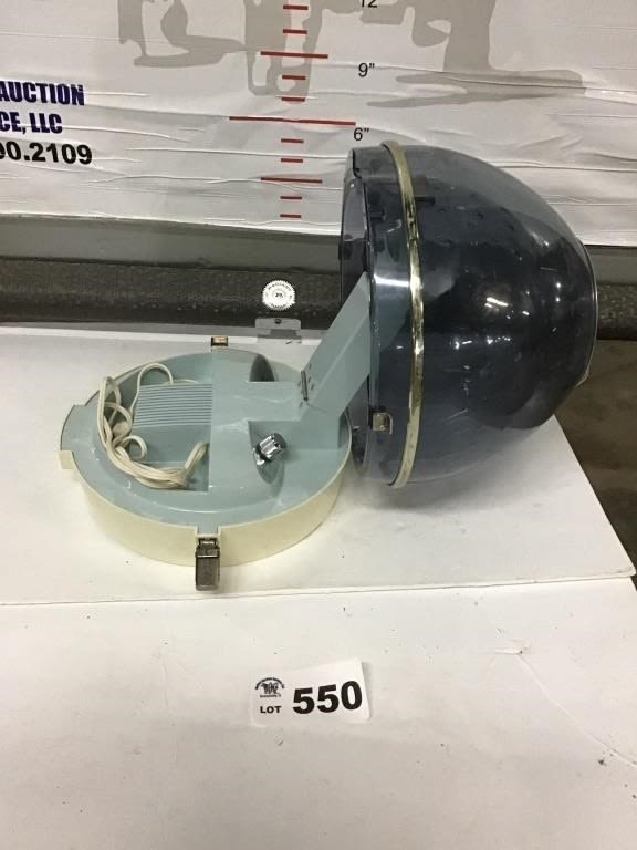 Lot 550: VINTAGE SUNBEAM HAIR DRYER