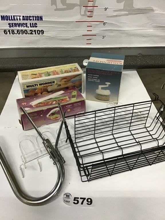 Lot 579: RACKS, BASKET, KITCHEN ITEMS