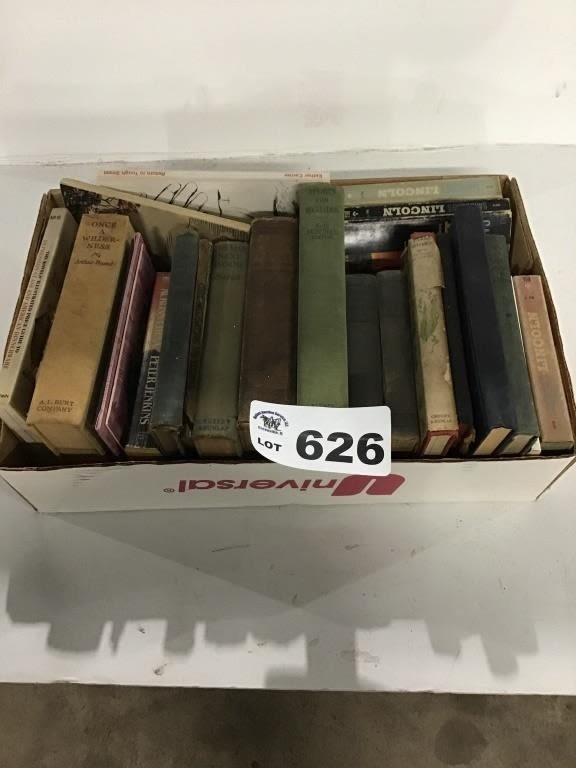 Lot 626: BOOKS