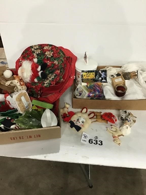 Lot 633: 2. BOXES CHRISTMAS ITEMS