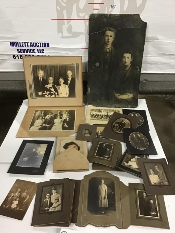 Lot 655: VINTAGE PICTURES