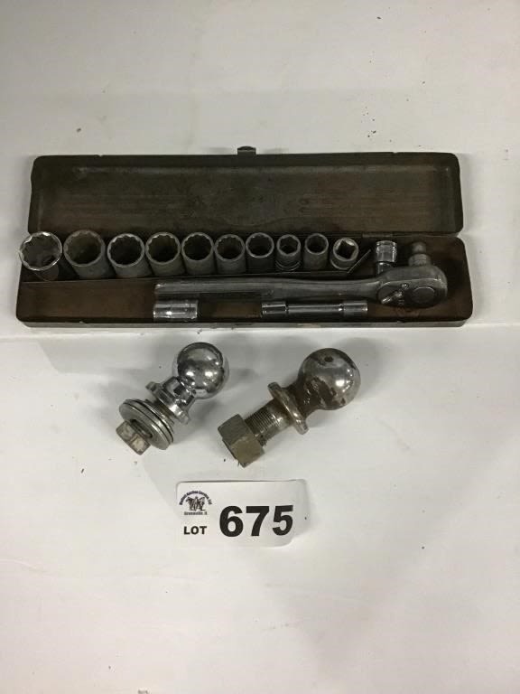 Lot 675: CRAFTSMAN RATCHET, MISC SOCKETS, BALLS