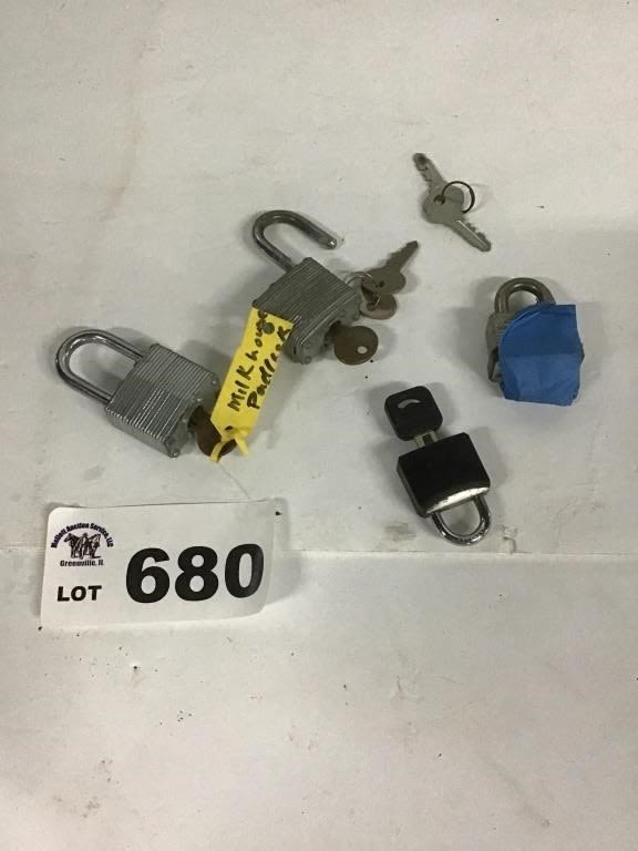Lot 680: PADLOCKS