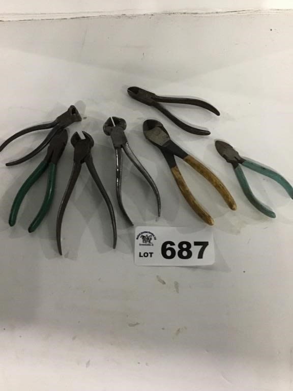 Lot 687: NIPPERS, WIRE CUTTERS