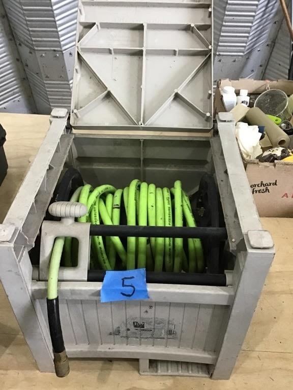 Lot 5: AIR HOSE ON REEL