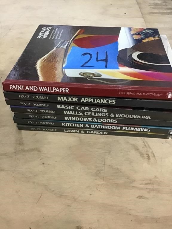 Lot 24: REFERENCE BOOKS