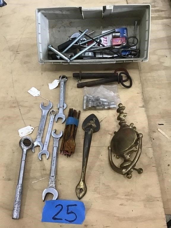 Lot 25: TOOLS, DOOR HARDWARE, HITCH PINS, WRENCHES