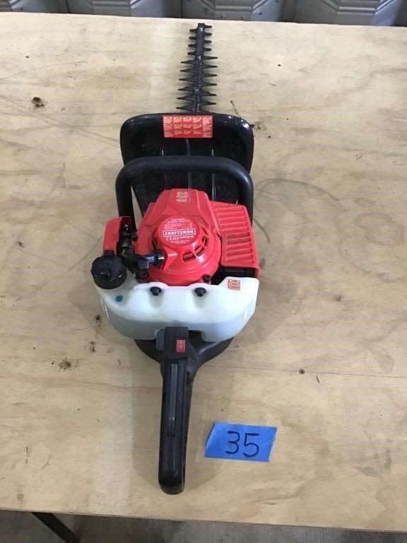 Lot 35: CRAFTSMAN GAS POWERED HEDGE TRIMMER