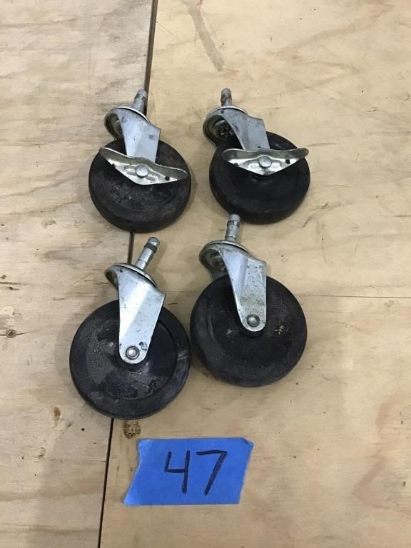 Lot 47: CASTERS