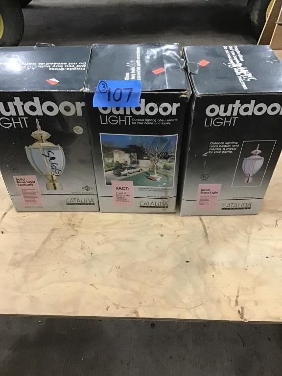 Lot 107: 3- OUTDOOR LIGHTS