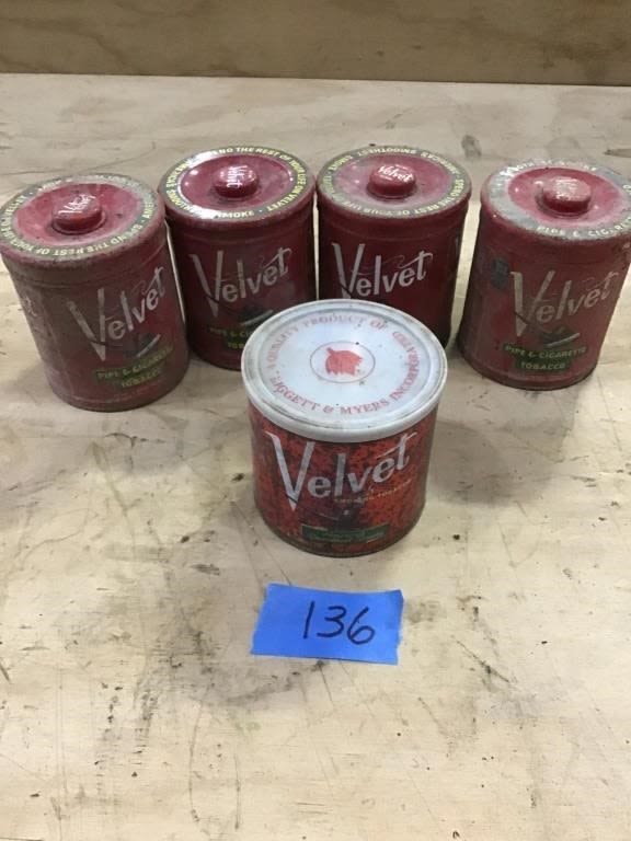 Lot 136: OLD CANS