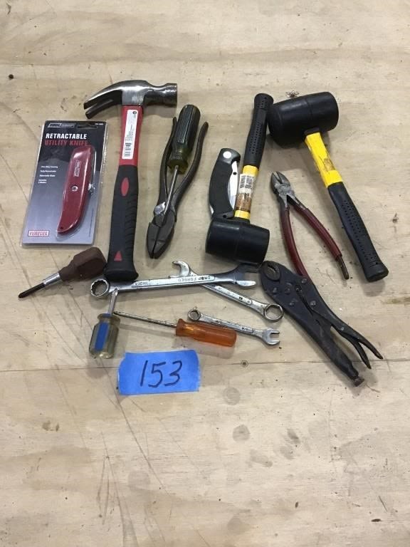 Lot 153: TOOLS