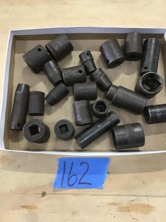 Lot 162: IMPACT SOCKETS