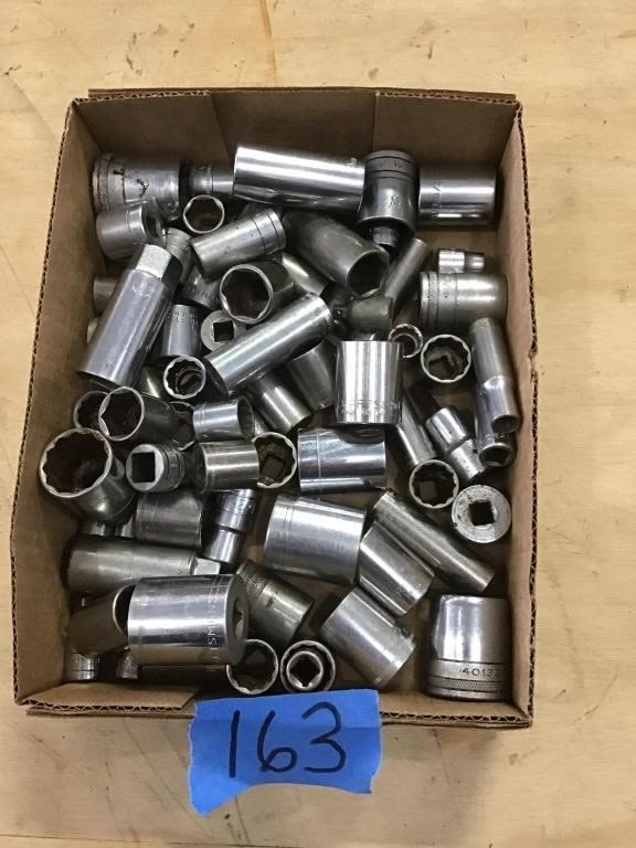 Lot 163: ASSORTMENT SOCKETS. CRAFTSMAN AND S-K