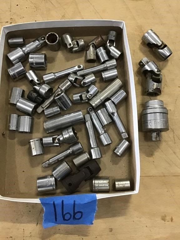 Lot 166: ASSORTMENT SOCKETS, EXTENSIONS