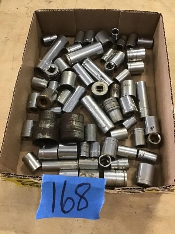 Lot 168: METRIC SOCKETS