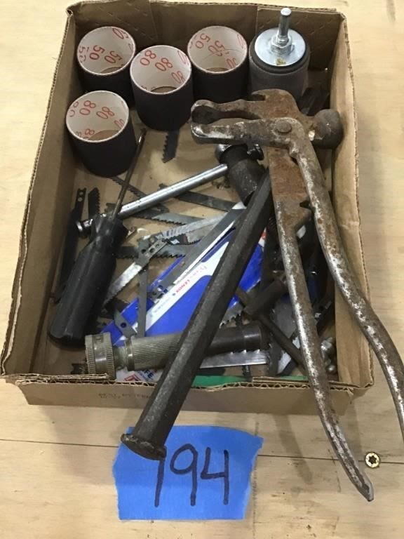 Lot 194: WHEEL WEIGHTS PLIERS, JIG SAW BLADES, DRUM SAND
