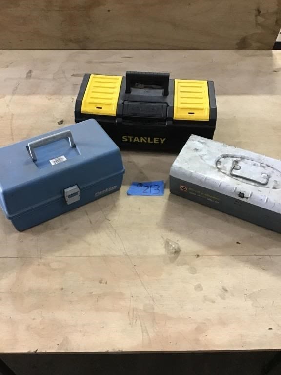 Lot 213: 3 TOOL BOXES