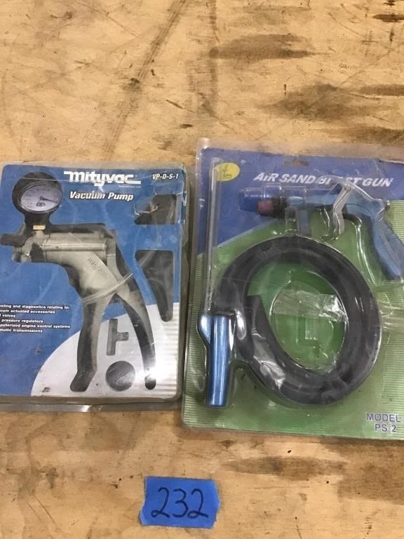 Lot 232: MITYVAC PUMP, SAND BLASTER GUN