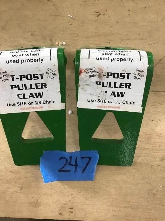 Lot 247: T-POST PULLER