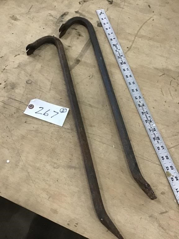 Lot 267: 2- PRY BARS