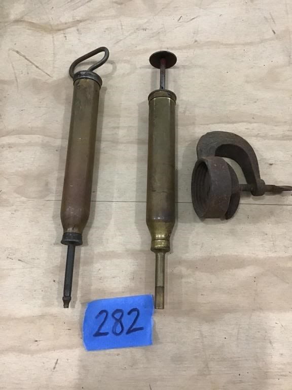 Lot 282: BRASS SPRAYERS,  TIRE PATCH PRESS
