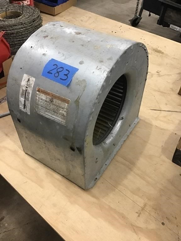 Lot 283: BLOWER WITH MOTOR