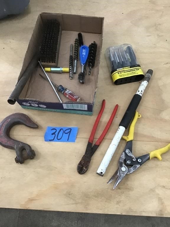 Lot 309: SCREWDRIVERS, WIRE BRUSH, CHAIN HOOK, OTHER