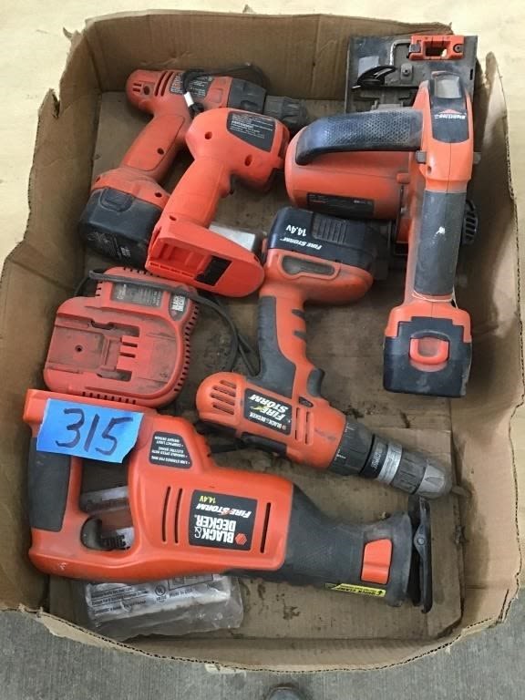 Lot 315: BLACK AND DECKER 14 VOLT, BATTERIES, CHARGER