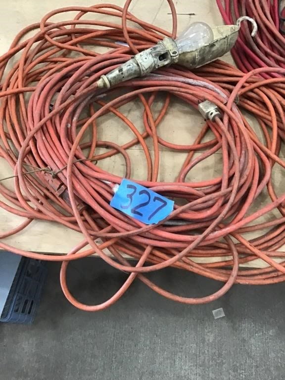Lot 327: TROUBLE LIGHT,  EXTENSION CORD