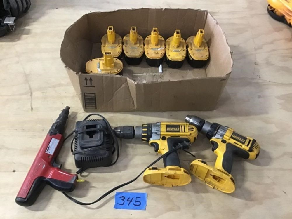 Lot 345: DEWALT 18 V DRILLS AND CHARGER, 6 BATTERIES,