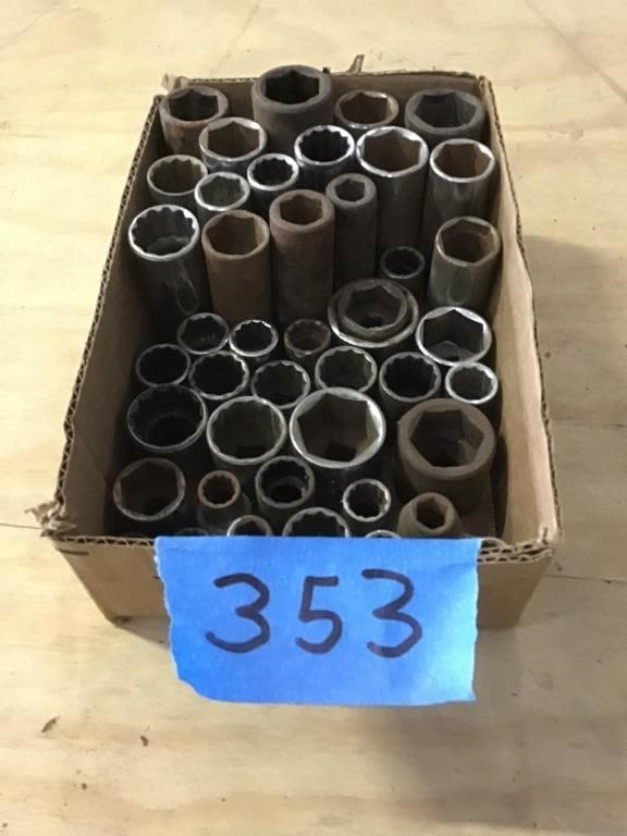 Lot 353: SOCKETS