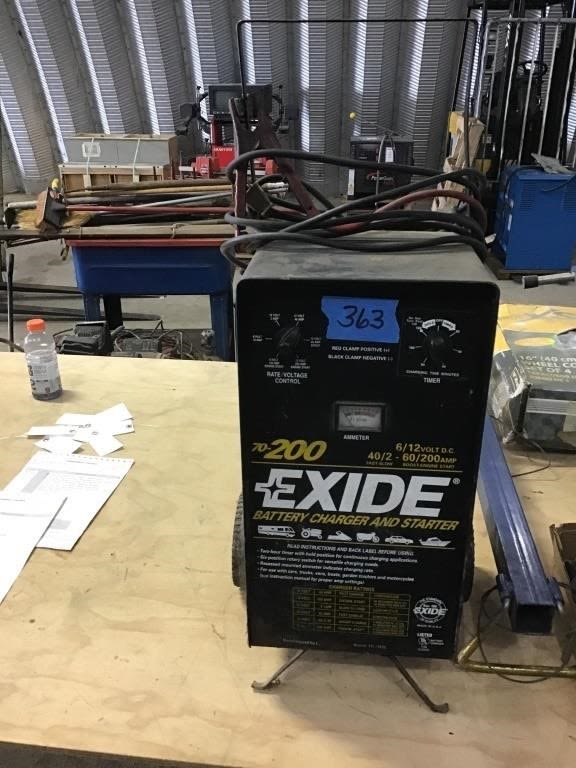 Lot 363: EXIDE 70-200 BATTERY CHARGER