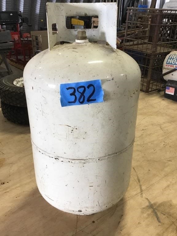 Lot 382: PROPANE TANK,