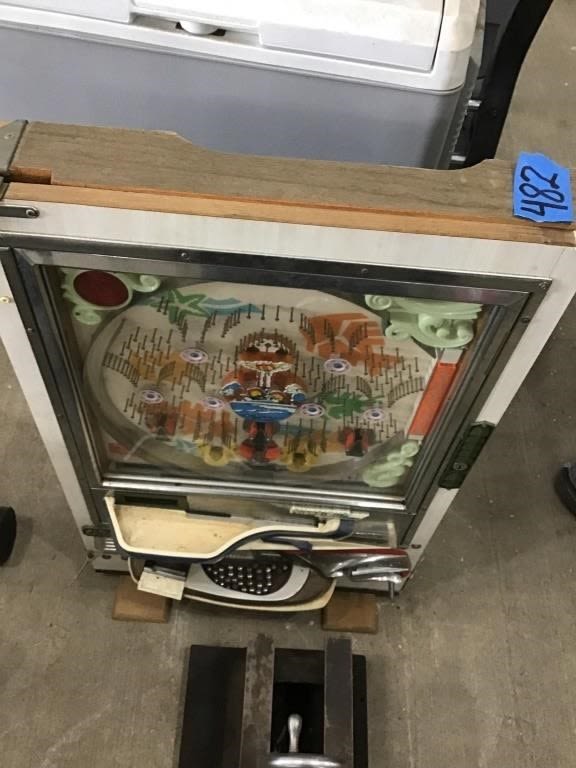 Lot 482: LARGE GAME