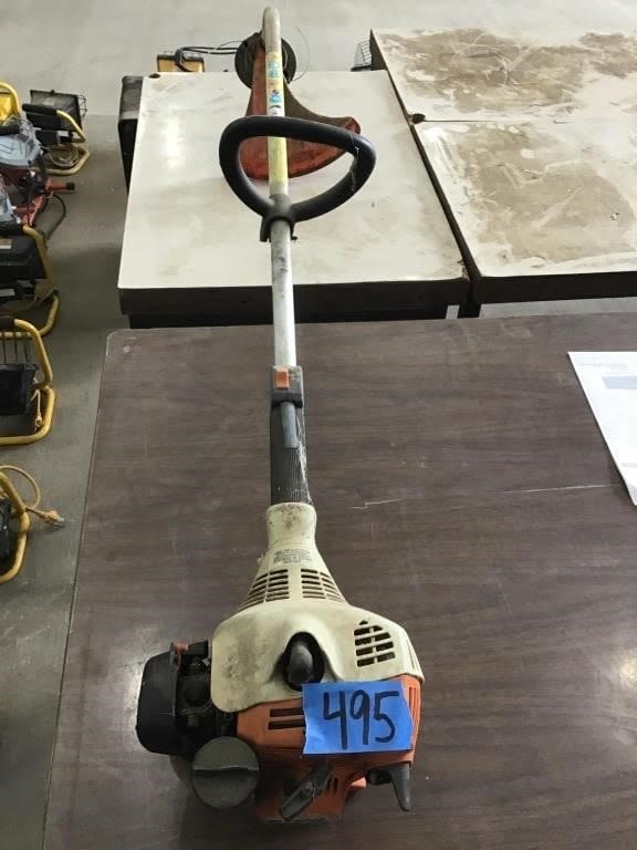 Lot 495: ?STIHL.  FS45 WEED EATER