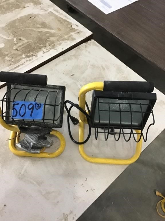 Lot 509: 2. WORK LIGHTS