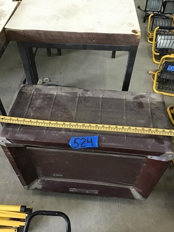 Lot 524: WARM MORNING GAS STOVE