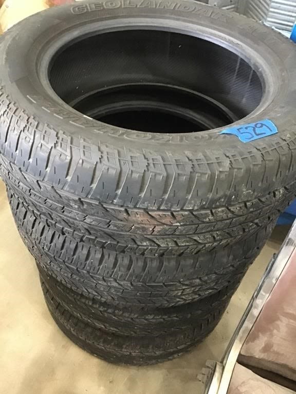 Lot 529: 4.  TIRES. 275/60R20