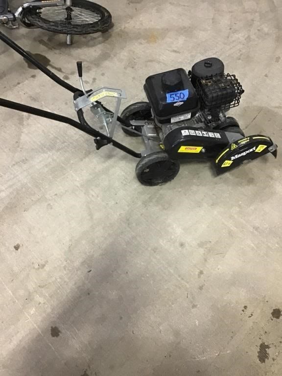 Lot 550: MASPORTGAS TRIMMER