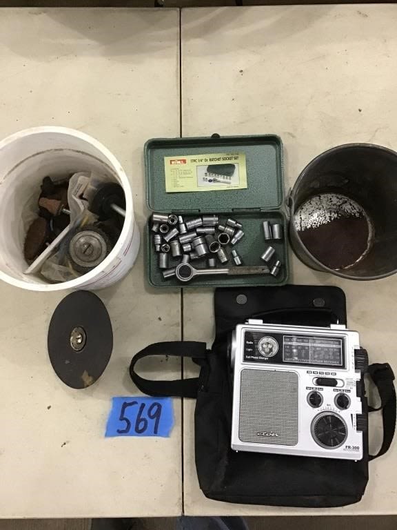 Lot 569: 1/4. SOCKET SET, GRINDING WHEELS, RADIO